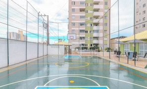 Basic Apartment | Sports court - Apt w/ BBQ & Balcony, 400m From the Beach Leaa0506 (Picarras)