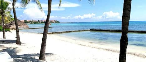 Playa en los alrededores