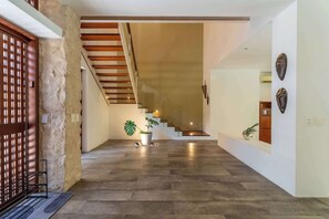 Interior - Three Dolphins Villa · Private Pool · Family Stay (Puerto Aventuras)