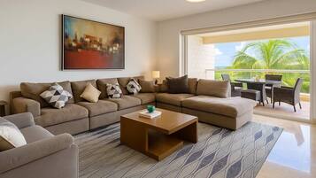 Televisión y oficina