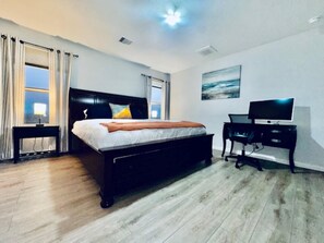 3 bedrooms, desk, iron/ironing board, WiFi