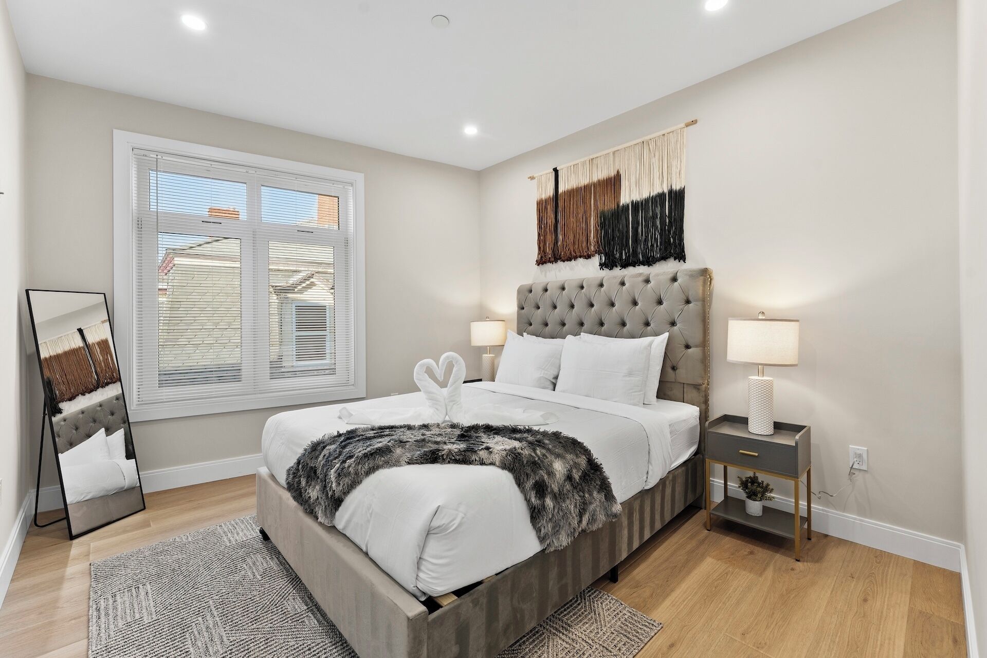 Fer et planche à repasser, accès Internet, draps fournis