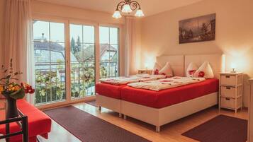 Iron/ironing board, free WiFi