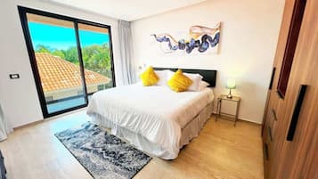 Silitysrauta/-lauta, Wi-Fi, vuodevaatteet