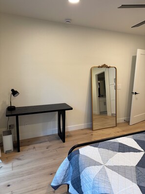 Silitysrauta/-lauta, internet, vuodevaatteet