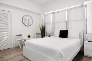 WiFi, bed sheets - Condado Gem Perfect City Escape Walk to Beach (San Juan)