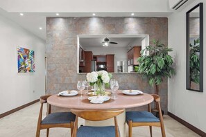 Dining - Piccioni Retreat Spacious 2BR 2BA in Condado (San Juan)