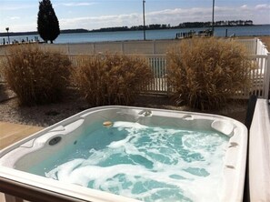 室外 SPA 浴池