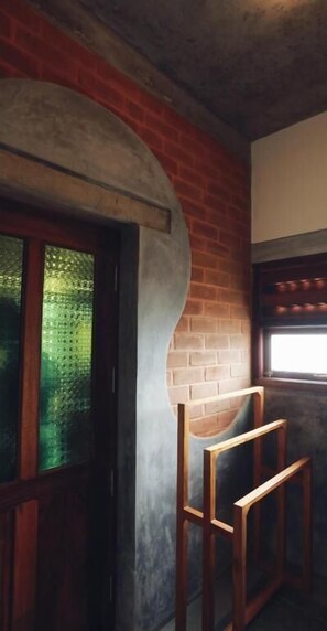 Suite, Balcony | Interior