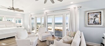 Private Pool! Gulf Front! Dogs Allowed! Elevator!