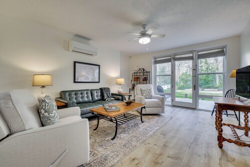 Quiet Spacious Apartment at Hitchcock Woods