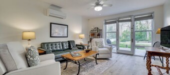 Quiet Spacious Apartment at Hitchcock Woods