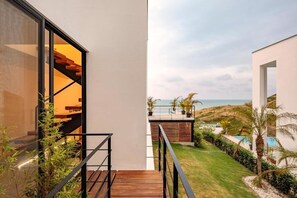 Property grounds - Jama Campay (Jama)
