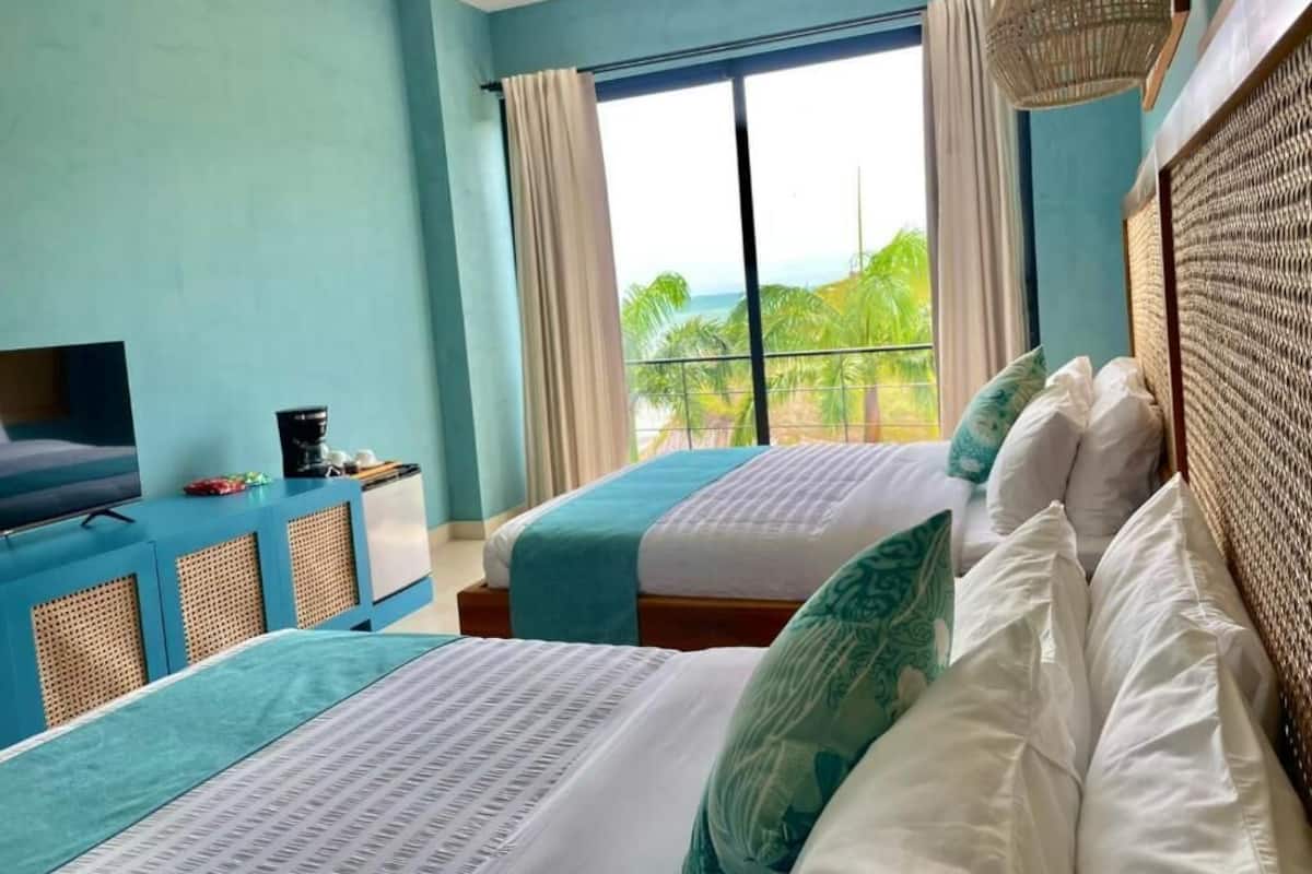 Superior Twin Room, Sea View | Free WiFi, wheelchair access