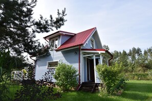 Exterior - House With Private Garden and Sauna, Close to the Beach (Parchowo)