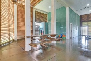 Children’s area - Stunning Oceanfront Beach House - See the Sea! (Bolivar Peninsula)