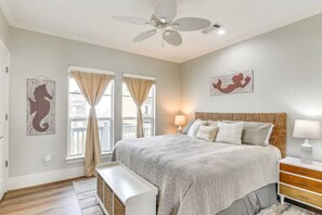 WiFi - Stunning Oceanfront Beach House - See the Sea! (Bolivar Peninsula)