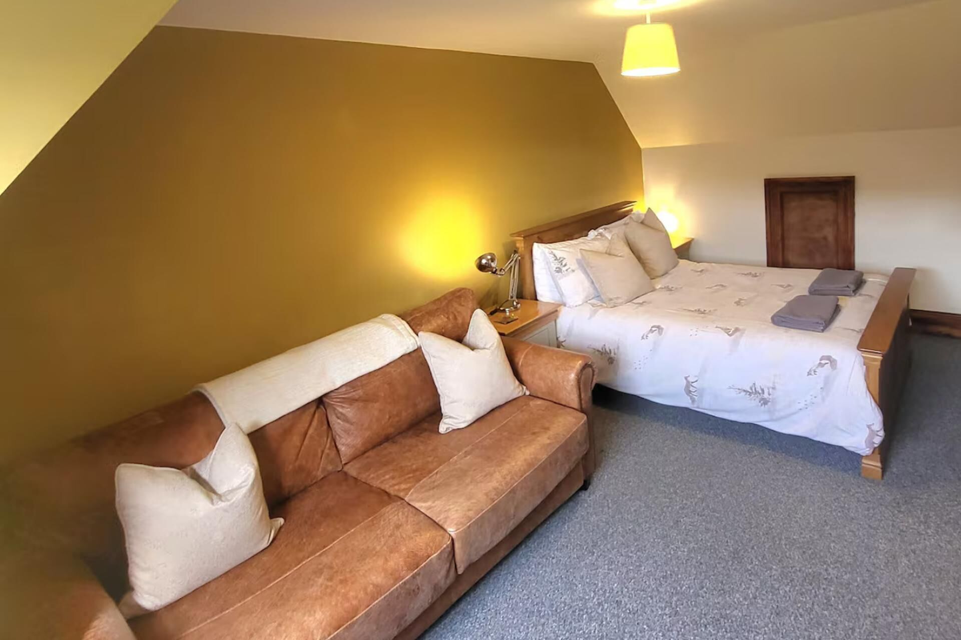 3 soverom, strykejern/-brett, wi-fi (inkludert) og sengetøy