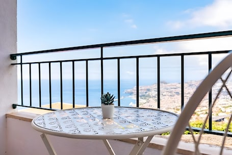Property grounds. City Views Apartment Funchal – Spacious Apartment with Stunning Bay Views
