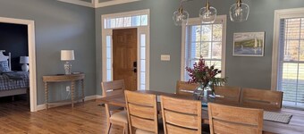 Beautifully Remodeled Home - New Pool, Hot Tub, Beach, Firepit, Amazing Views!