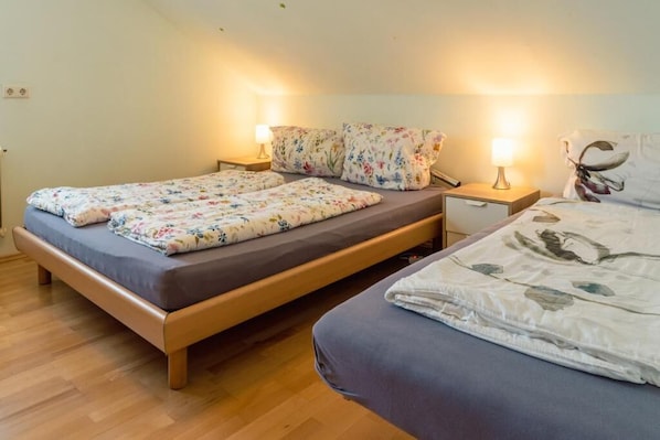 Iron/ironing board, free WiFi - ArmoniaHomes Helene Hohenems 4 BDR house (Hohenems)