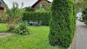 Talo, 4 makuuhuonetta, vuoristonäköala | Ulkoruokailutilat