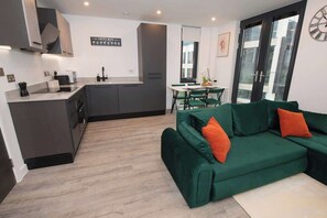 Televisio, työhuone