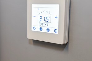 Miscellaneous - Modern City Centre Apartment (Nottingham)