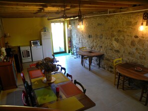 Dining - Bed and breakfast La Loge 2 persons, in the countryside, 4 mn from A71/A714. (Verneix)