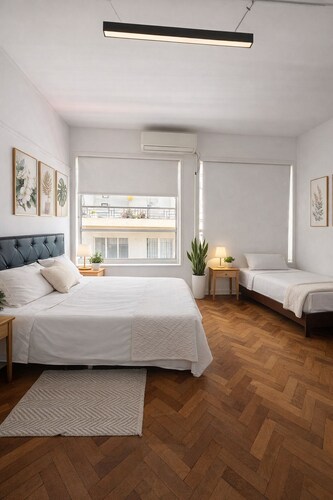 Private rooms in the city center