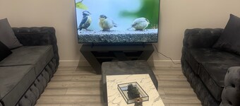 Stylish Dream Home With 4 En-suite Bedrooms