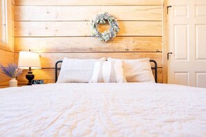 Bügeleisen/Bügelbrett, WLAN, Bettwäsche