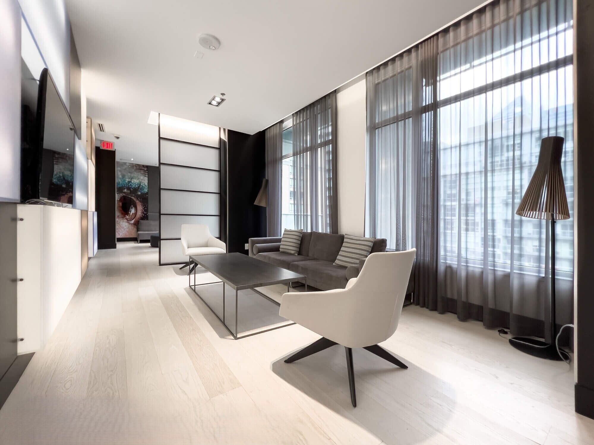 المنشأة من الداخل