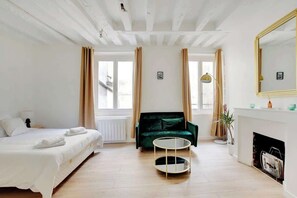 1 camera, ferro/asse da stiro, Wi-Fi, lenzuola