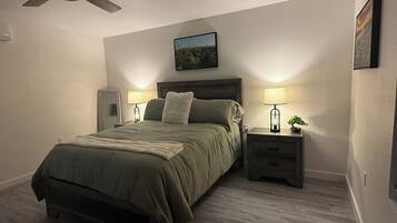 2 bedrooms, desk, iron/ironing board, free WiFi