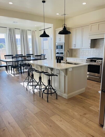 Excellent 5-bedroom house with AC in charming Washington