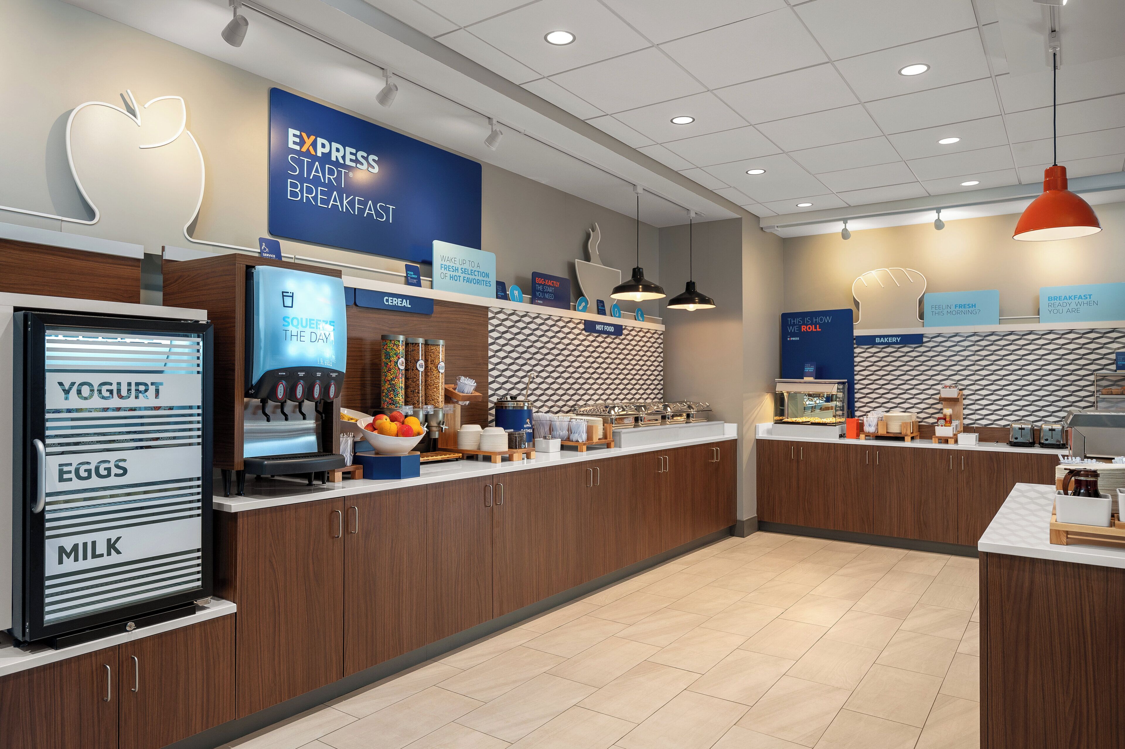 Free daily buffet breakfast 
