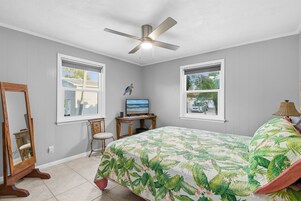2 habitaciones, decoración personalizada y muebles diferentes 