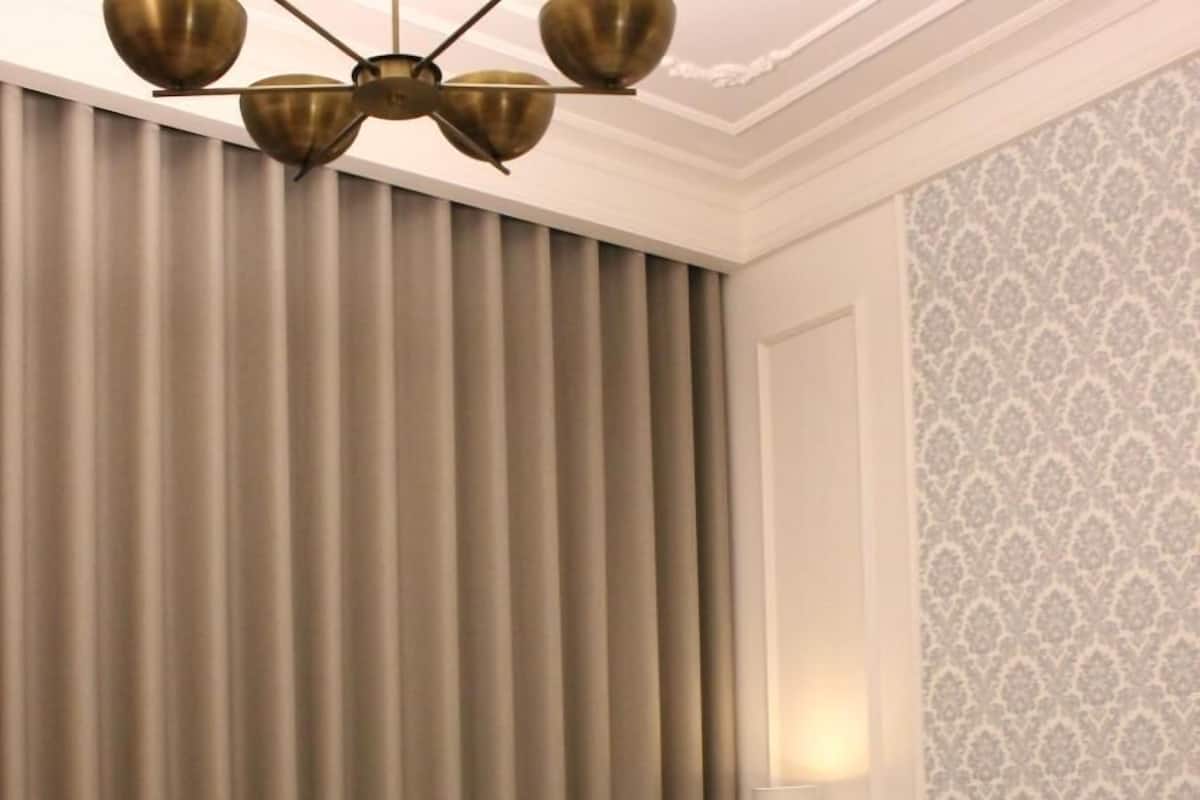 Bar mini, seterika/papan seterika, Wi-fi percuma