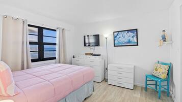 Condo, 1 cama Queen e sofá-cama, terraço, vista para o oceano (Seaward D-102) | 1 quarto