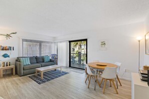 Condo, 1 Queen Bed with Sofa bed, Terrace, Ocean View (Seaward D-102) | Living area - Seaward D-102 (New Smyrna Beach)