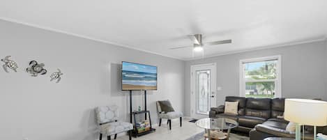 House, Multiple Beds, Kitchen (Sun and Fun) | Living area