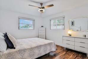 Condo, Multiple Beds, Pool Access, Pool View (Seaview Dreams) | 4 bedrooms - Seaview Dreams (Ormond Beach)