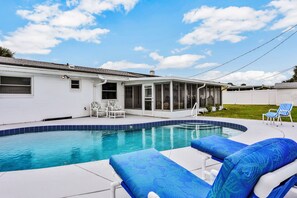 Pool - Seaview Dreams (Ormond Beach)