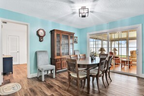 Condo, Multiple Beds, Pool Access, Pool View (Seaview Dreams) | Dining - Seaview Dreams (Ormond Beach)