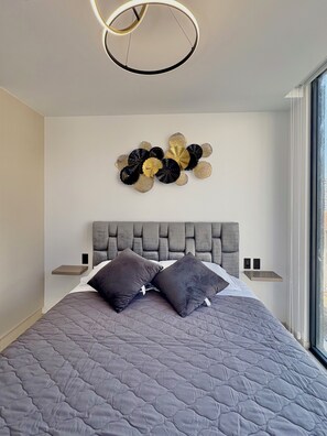 Luxury Studio | Laptop workspace, free WiFi - Cielo Residents by Nomad-in (Quito)