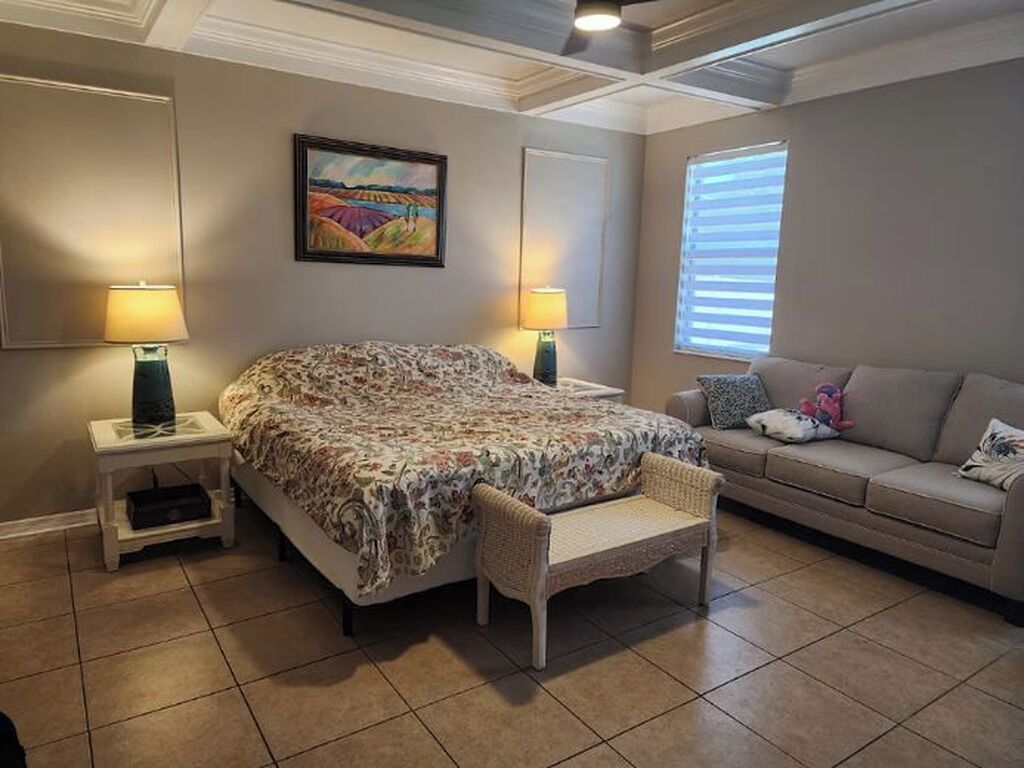 Fer et planche à repasser, Wi-Fi, draps fournis