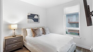 1 chambre, bureau, fer et planche à repasser, Wi-Fi