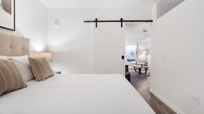 1 間睡房、書桌、熨斗/熨衫板、Wi-Fi