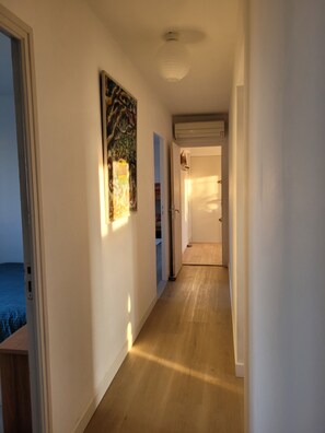 Interior - Appart in solar villa and veranda garden in quiet cul-de-sac - 8mn from the sea (Lattes)